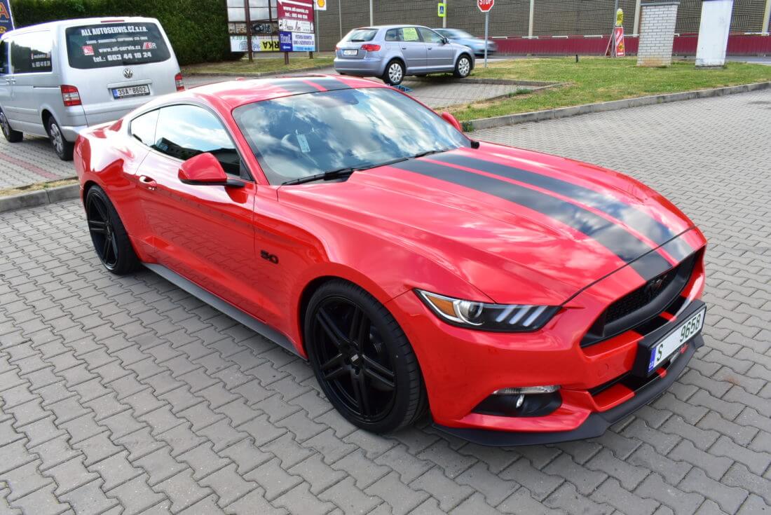 FORD Mustang GT 5.0 ROUSH